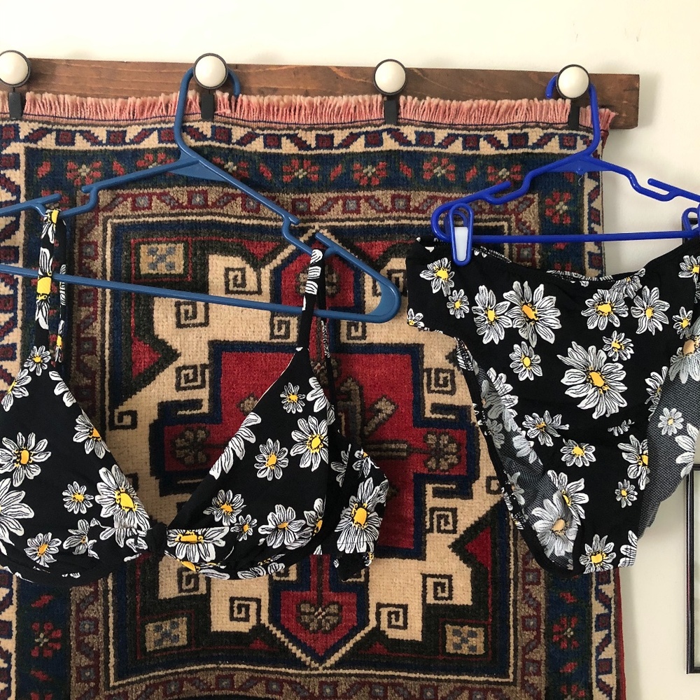 Eddie Bauer Daisy Bikini Top & Bottom